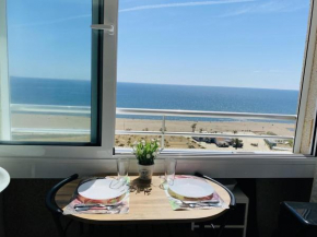 Estudio con vistas al mar 1310